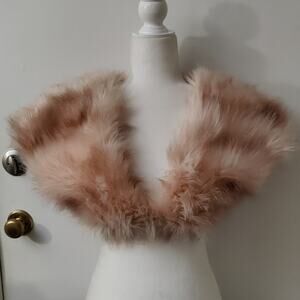 FOXIEDOX Faux Fur Rose Pink Crop Vest XS/S Holiday  Formals Coquette Girl Glam